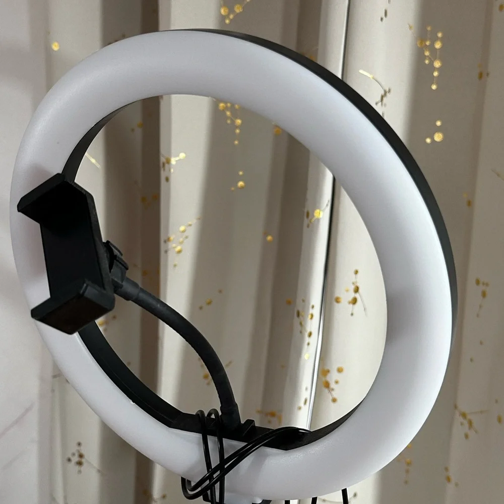 White Ring Light with Stand